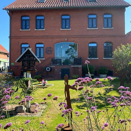 Pension Grunwald Sehnde Exterior photo
